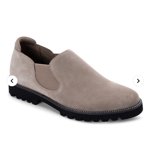 NEW Blondo Gray Suede Ankle Boot - Picture 1 of 9